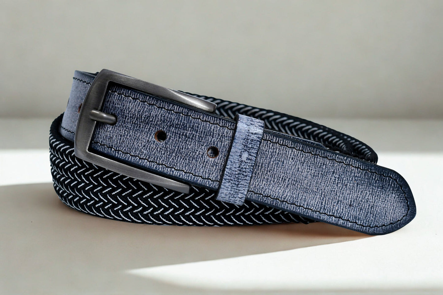 Cedarlof Premium Woven Elastic Belt for Men – Black & Grey Chevron with Genuine Leather Trim and Metal Buckle | Casual & Golf Style - CedarlofCedarlof